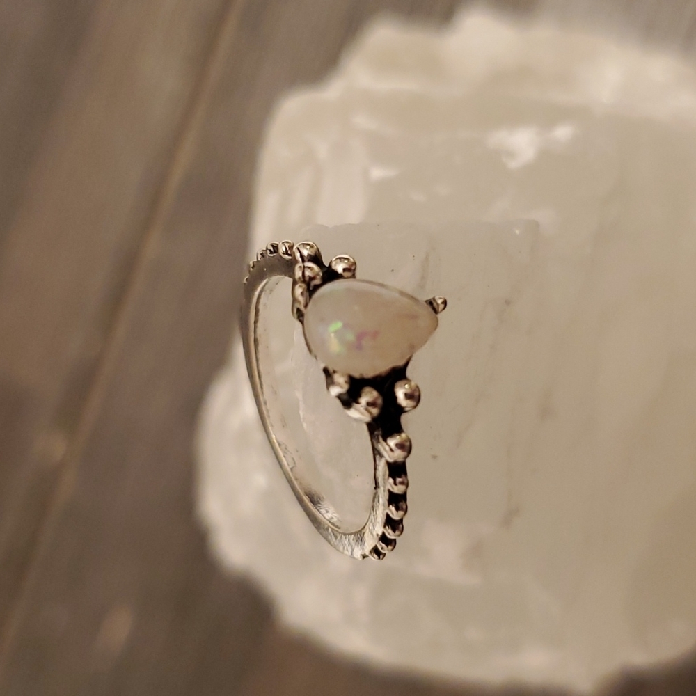 🎄5/$30🎄Handmade Beryuan Ring